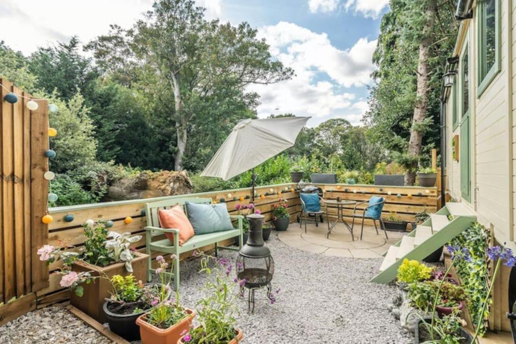 Spinney Retreats - 2 X Unique Shepherds Huts Dog Friendly Northampton Eksteriør bilde