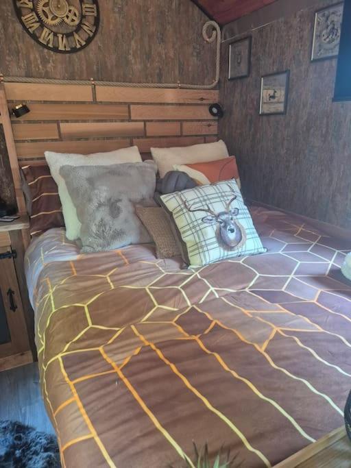Spinney Retreats - 2 X Unique Shepherds Huts Dog Friendly Northampton Eksteriør bilde